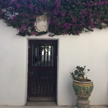 Apartment Capri Myhouse 3 *