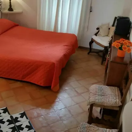 Apartment Capri Myhouse 3 *