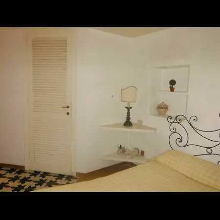 Capri Myhouse 3 *
